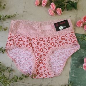 NWT Pink Leopard Hipster Panties with Lace Trim